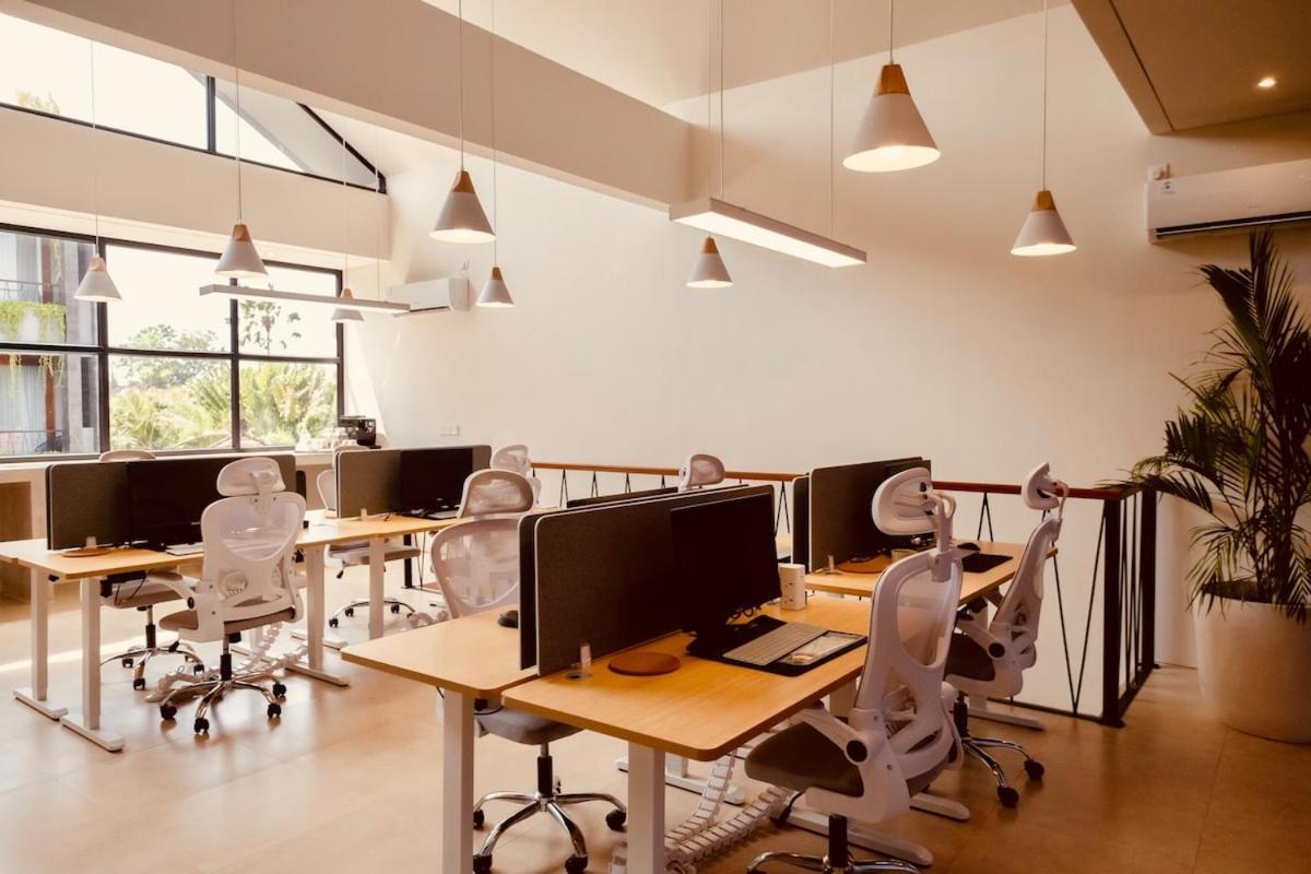 Thehub Pererenan Coworking, Pool And Rooftop Canggu  Luaran gambar